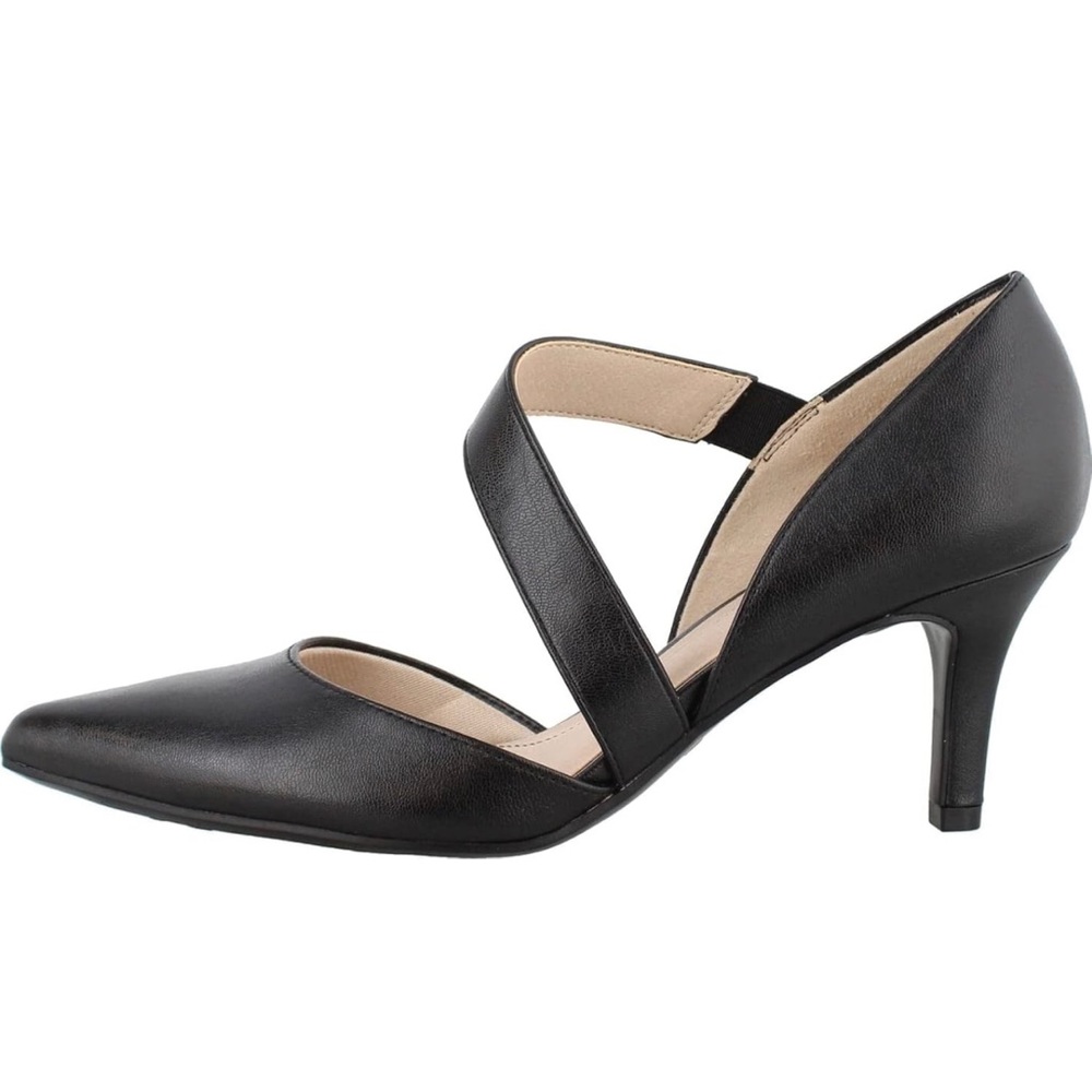Suki life stride work/comfy/casual pump. Never worn